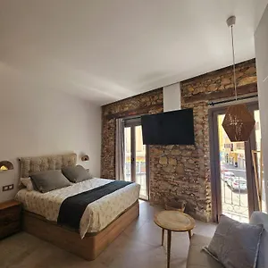 https://suites-calathea.hotelsinnerja.org